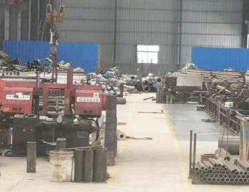 油缸珩磨車間(jian)