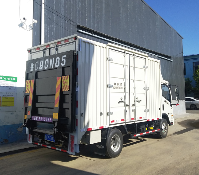 汽車升降尾(wei)闆優點