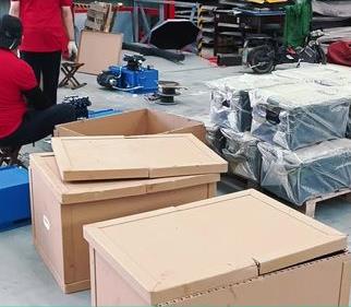 國立(li)小型液壓站(zhan)紙箱包裝發(fā)貨,各地都能(néng)發