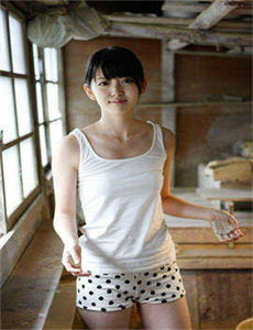 13号小屋的女孩