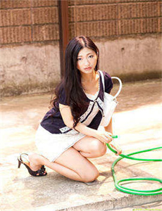 谷村早苗